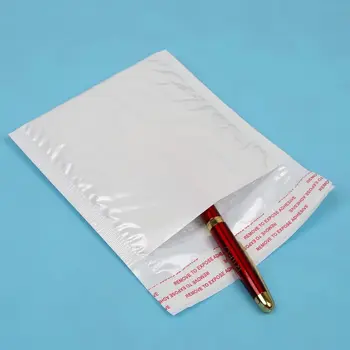 13 * 21 см + 3,5 см 10 штук белого бумажного конверта Пузырчатый пакет из пенопласта Пакет для почтовой доставки Рождественская упаковка Подарочные держатели