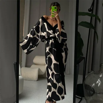 2023 Новые женские кимоно, пижамы, шелковая атласная ночная рубашка с длинным рукавом и V-образным вырезом, сексуальное ночное белье, женский халат, пижама для дома