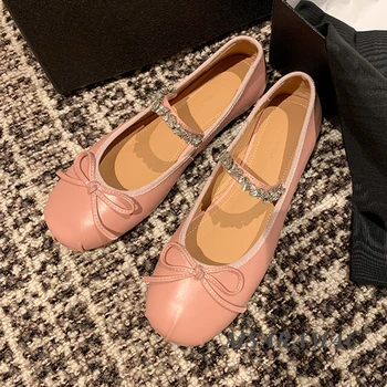 Летние розовые кожаные балетки на плоской подошве с эластичным поясом Crytal с бабочкой и узлом, высококачественные модельные туфли из натуральной кожи, уличные женские туфли